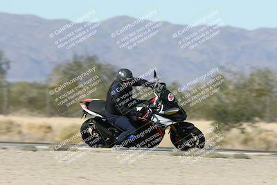 media/Dec-01-2025-Moto Forza (Mon) [[2daa91e15f]]/2-Intermediate Group/Session 3 (Turn 7 Inside Pans)/